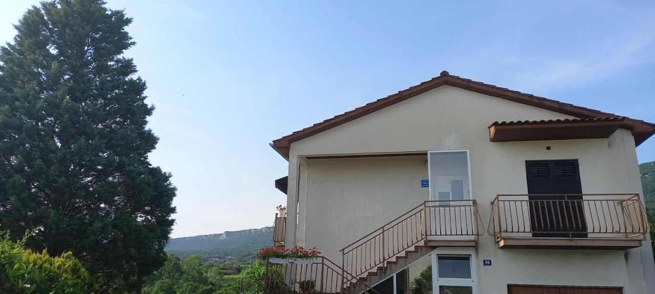 בוזט Apartman Anita מראה חיצוני תמונה
